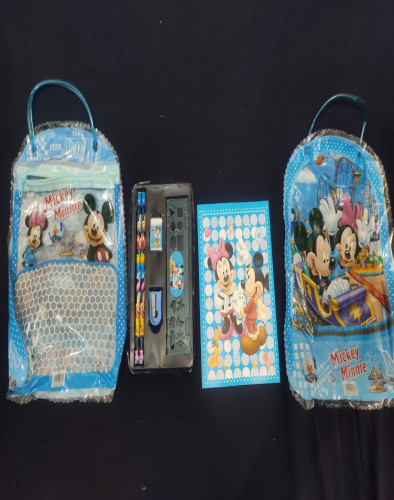 Stationery bag set